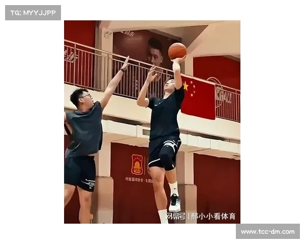 中国男篮教学赛不敌开拓者,廖三宁砍下崔永熙紧随其后(中国男篮最新训练视频) 中国男篮教学赛不敌开拓者,廖三宁砍下崔永熙紧随其后(中国男篮最新训练视频)